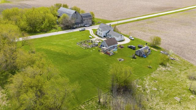 2830 Shady Lane ROAD, Saukville, WI 53080