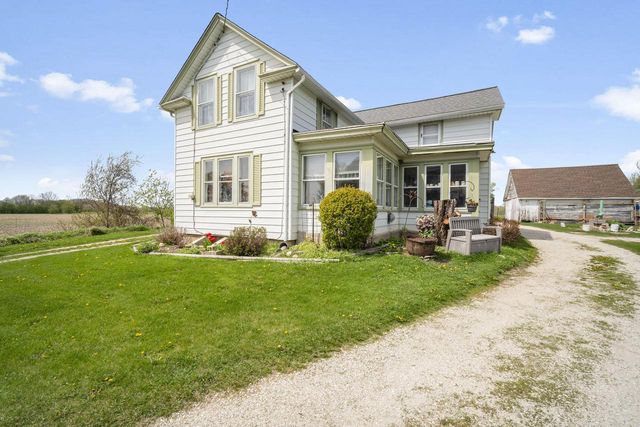 2830 Shady Lane ROAD, Saukville, WI 53080
