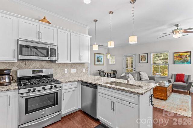 10258 Vanguard Parkway, Huntersville, NC 28078