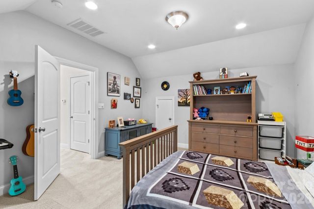 10258 Vanguard Parkway, Huntersville, NC 28078