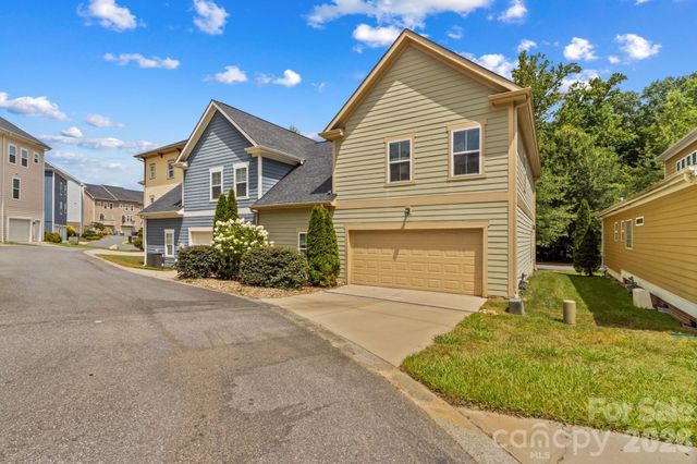 10258 Vanguard Parkway, Huntersville, NC 28078