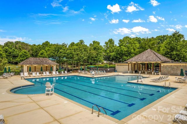 10258 Vanguard Parkway, Huntersville, NC 28078