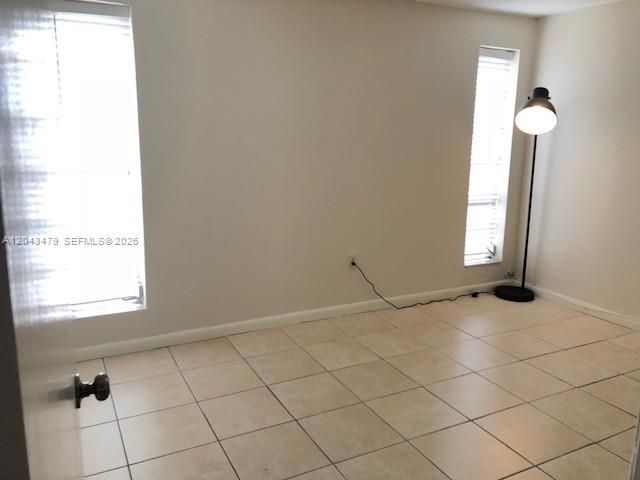 2385 NW 11th St A35, Miami, FL 33125