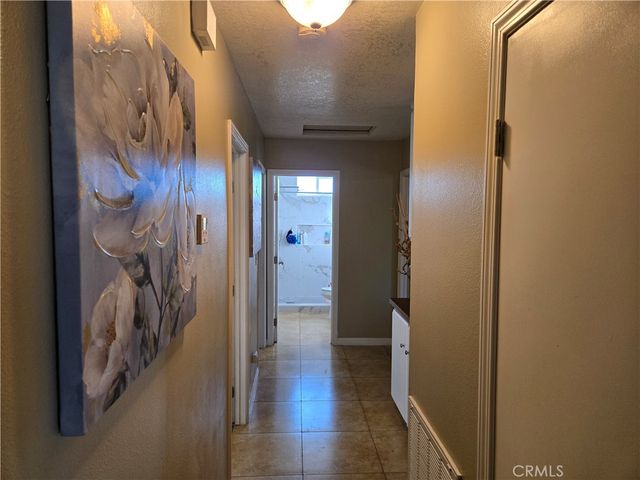 11558 Hemlock, Hesperia, CA 92345