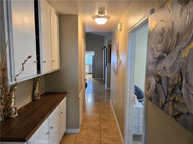 11558 Hemlock, Hesperia, CA 92345