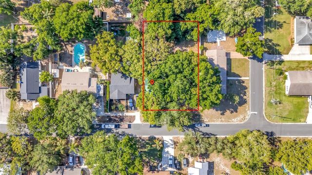 1077 LINDEN STREET, Clermont, FL 34711