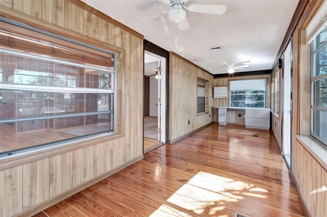 1077 LINDEN STREET, Clermont, FL 34711