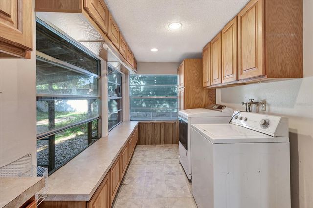 1077 LINDEN STREET, Clermont, FL 34711