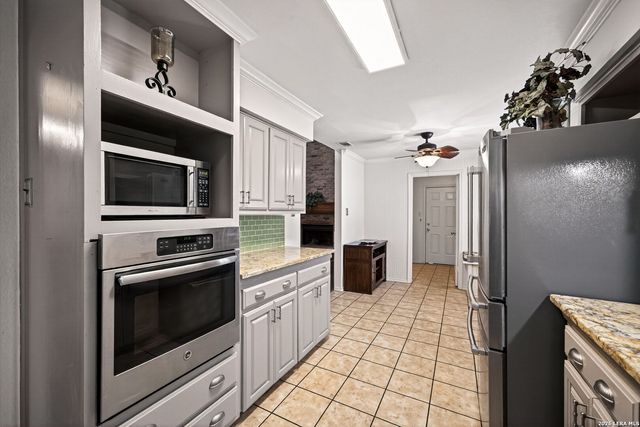 317 CROWN RDG, New Braunfels, TX 78132