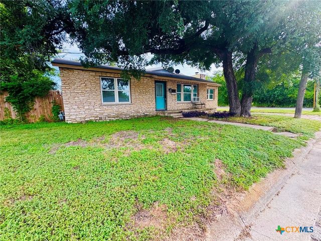 2402 Oak Drive, Gatesville, TX 76528