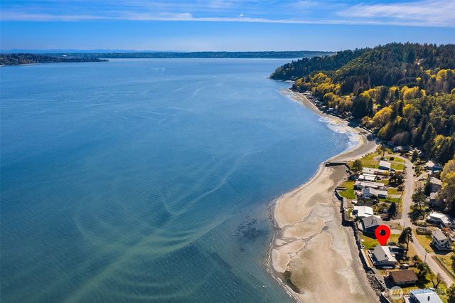27518 Sandy Shores Drive SW, Vashon, WA 98070