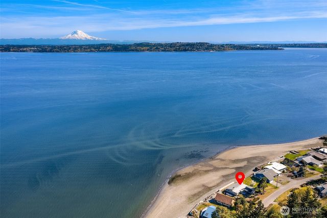 27518 Sandy Shores Drive SW, Vashon, WA 98070
