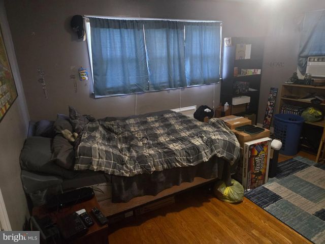 553 E MAIN ST, Dallastown, PA 17313