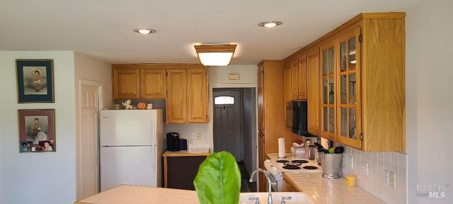 19474 Mountain Mdw S, Hidden Valley Lake, CA 95467