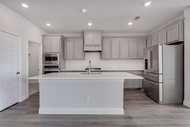1021 Catskill Court, Burleson, TX 76028