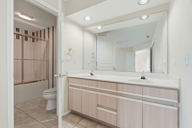 351 South Wildwood Drive 3, Branson, MO 65616