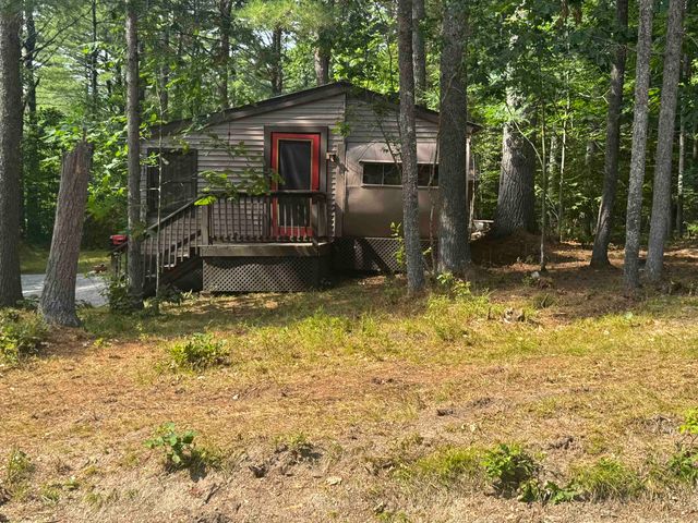 29 Milford Avenue, Freedom, NH 03836
