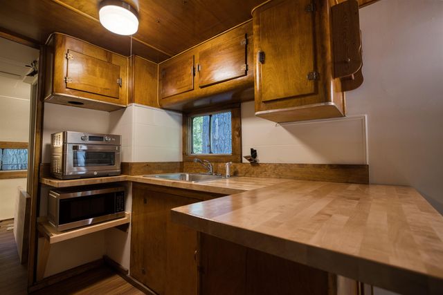 29 Milford Avenue, Freedom, NH 03836
