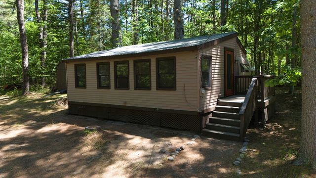 29 Milford Avenue, Freedom, NH 03836