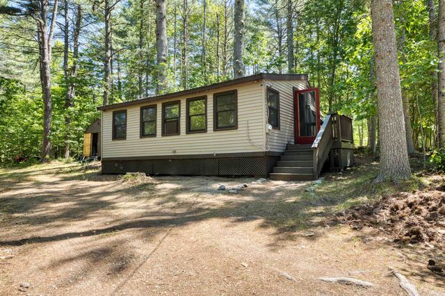 29 Milford Avenue, Freedom, NH 03836