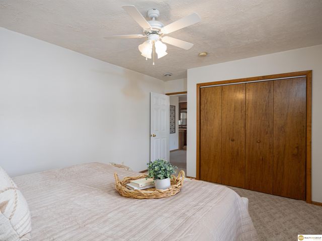 S-1032 Platte Shore Drive, Fremont, NE 68025