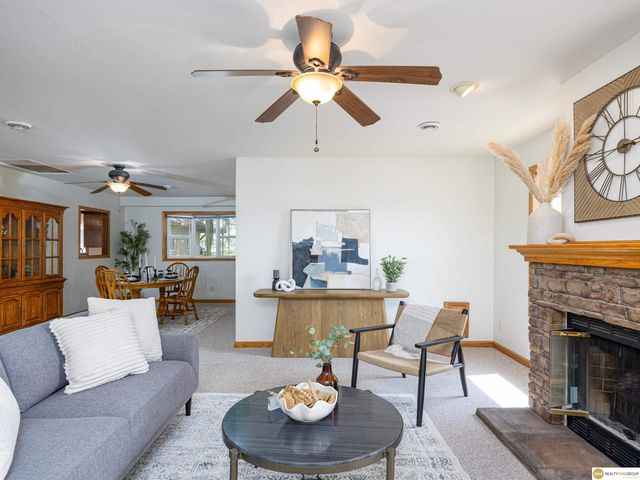 S-1032 Platte Shore Drive, Fremont, NE 68025