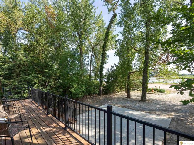 S-1032 Platte Shore Drive, Fremont, NE 68025