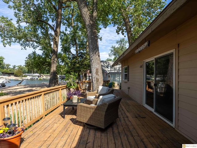 S-1032 Platte Shore Drive, Fremont, NE 68025