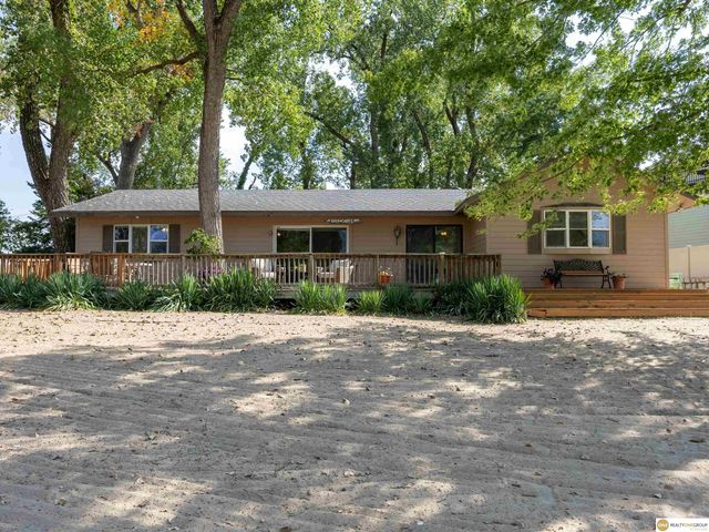 S-1032 Platte Shore Drive, Fremont, NE 68025