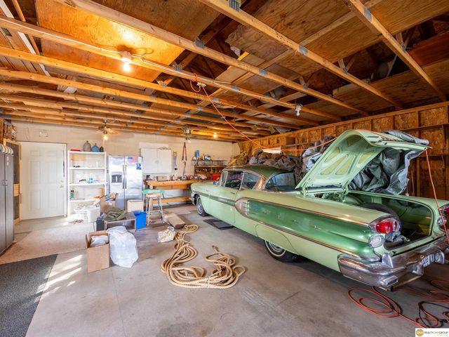 S-1032 Platte Shore Drive, Fremont, NE 68025