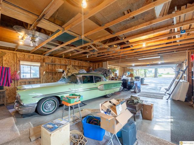 S-1032 Platte Shore Drive, Fremont, NE 68025