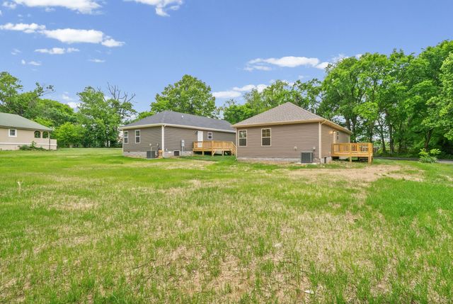120 Alabama Ave, Oak Grove, KY 42262