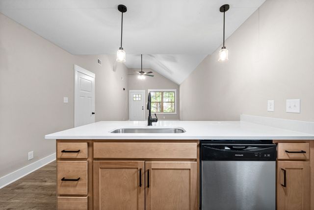 120 Alabama Ave, Oak Grove, KY 42262