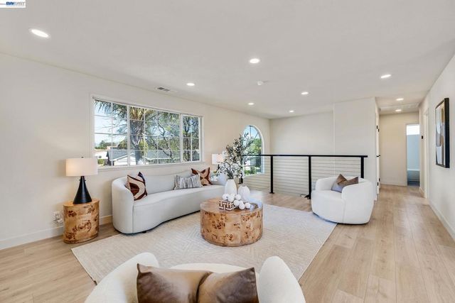 39773 Costa Way, Fremont, CA 94538