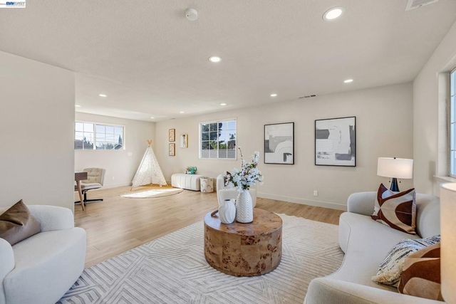 39773 Costa Way, Fremont, CA 94538