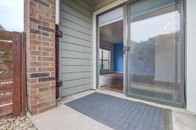 2018 W Rundberg LN 15C, Austin, TX 78758