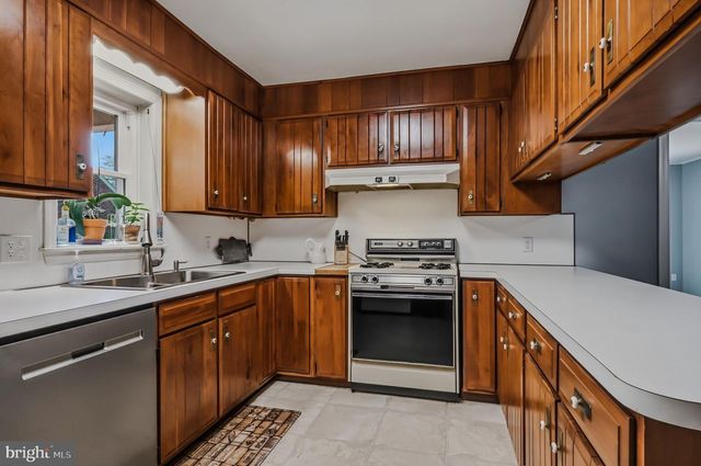 509 SOUTHWOOD RD, Hockessin, DE 19707