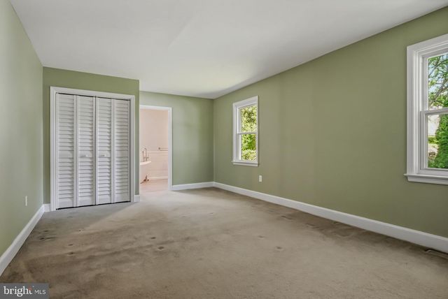 509 SOUTHWOOD RD, Hockessin, DE 19707