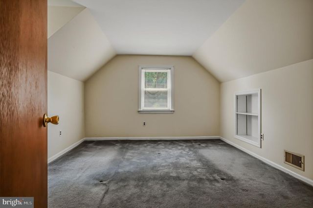 509 SOUTHWOOD RD, Hockessin, DE 19707
