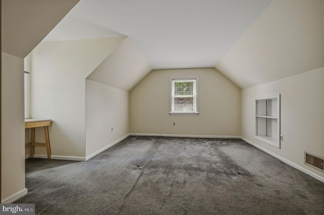 509 SOUTHWOOD RD, Hockessin, DE 19707