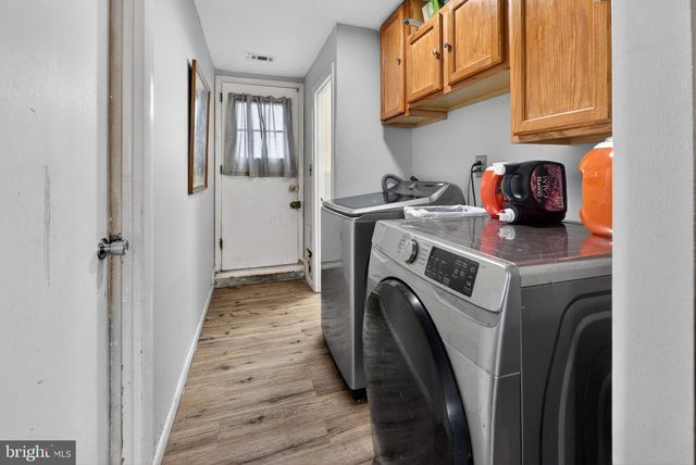 24 STATE ST, Blackwood, NJ 08012