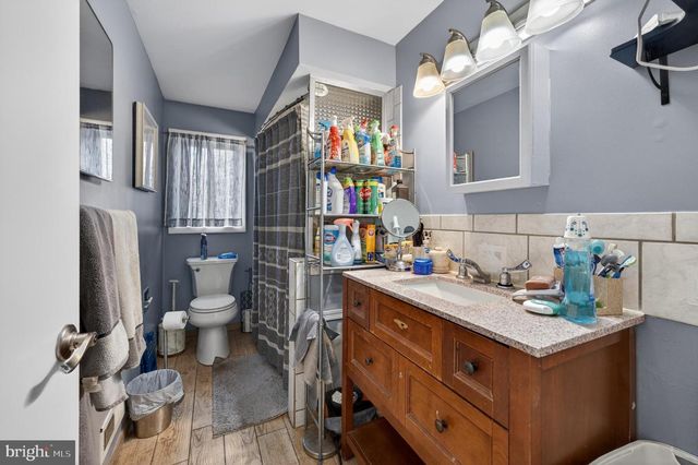 24 STATE ST, Blackwood, NJ 08012