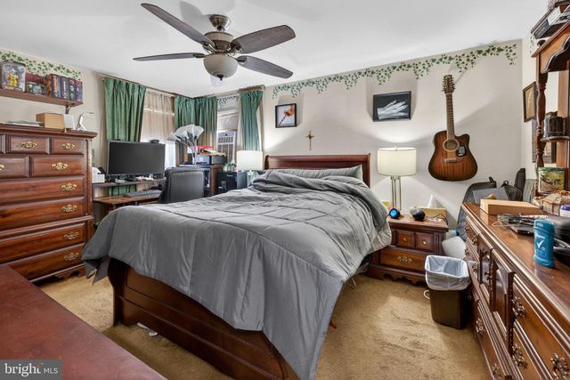 24 STATE ST, Blackwood, NJ 08012