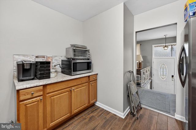 24 STATE ST, Blackwood, NJ 08012