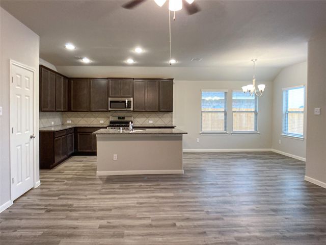 7940 Kastamonu Street, Montgomery, TX 77316
