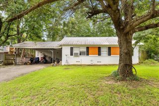 115 Red Bud Road, Gun Barrel City, TX 75156