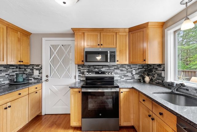 22 Anawon Road, Plymouth, MA 02360