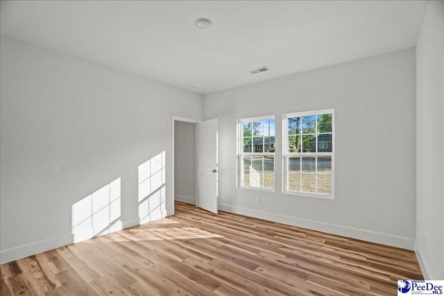 1012 Greenleaf Rd, Hartsville, SC 29550