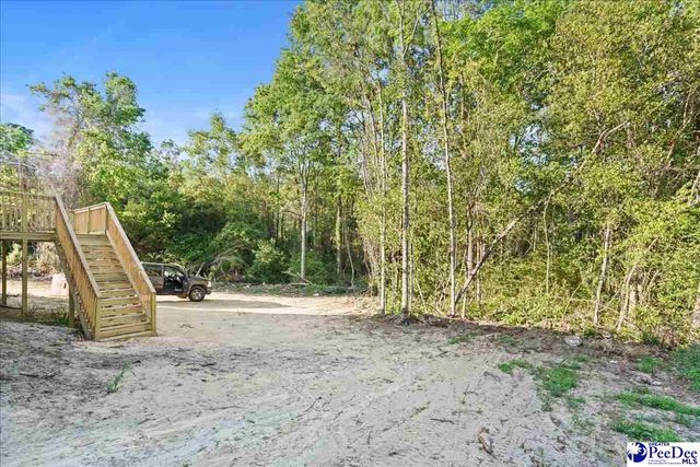 1012 Greenleaf Rd, Hartsville, SC 29550