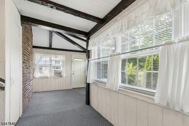58 Furber Ave, Linden City, NJ 07036